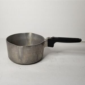 Magnalite 2 quart USA pot no lid vintage